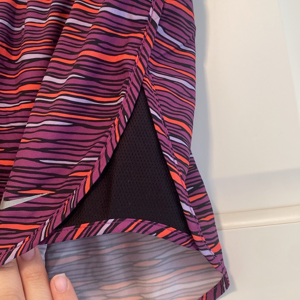 Nike Running Shorts - Picture 3 of 10